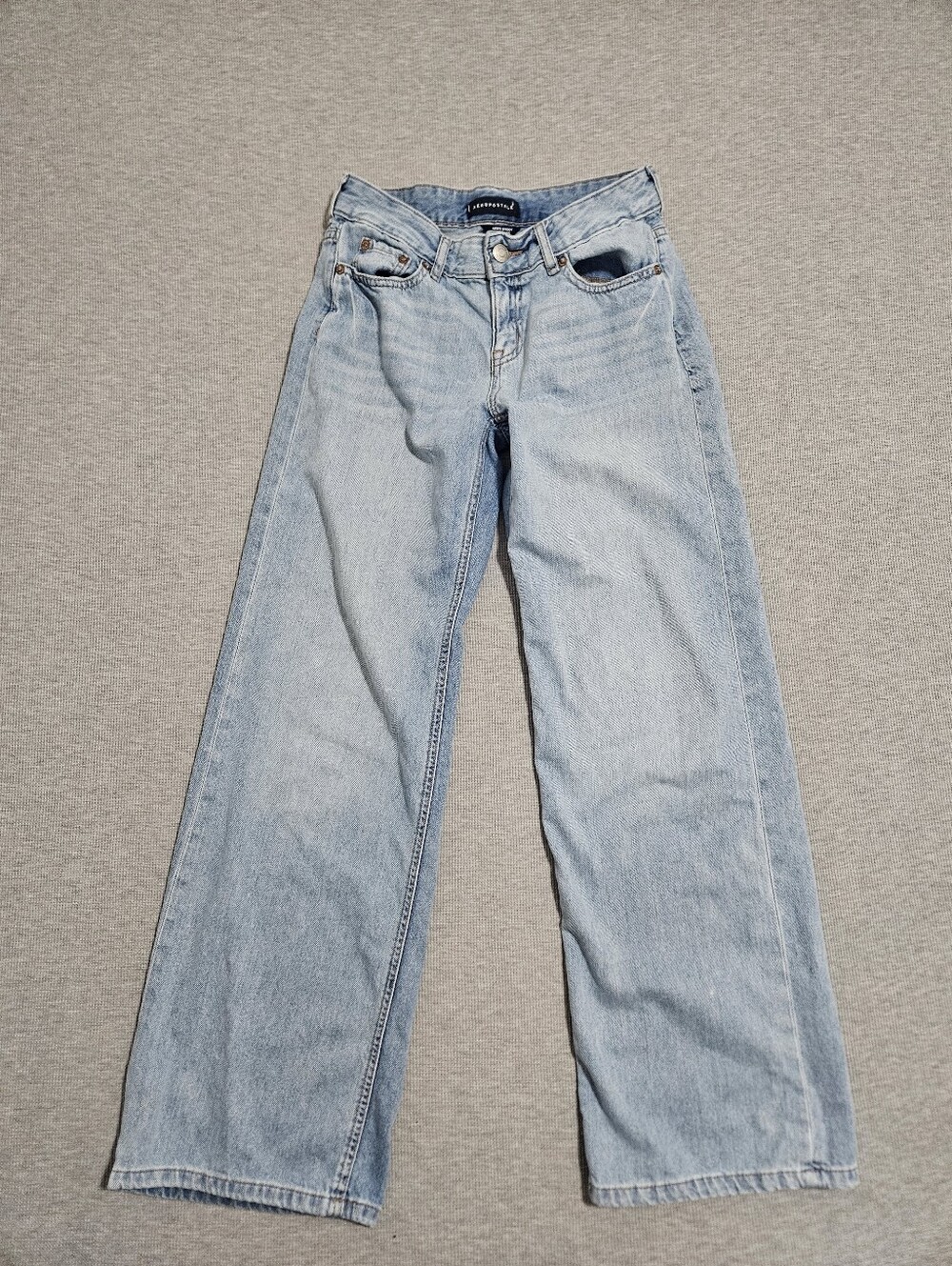 Aeropostale Light Wash Wide-Leg Women's Jeans Size 0
